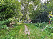 Autre à SAINT-PIERRE-LES-NEMOURS