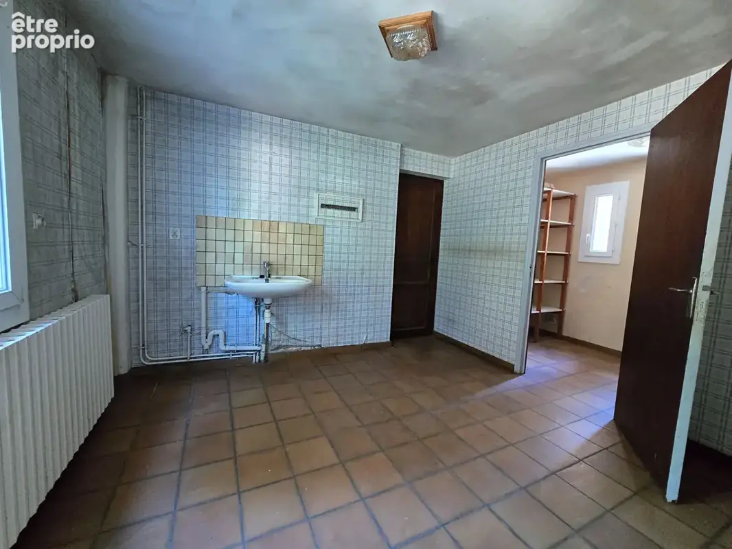 Maison de 228 m² avec garage double - Arvieu - photo 12