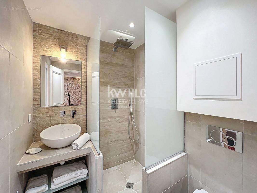 Appartement à LE CANNET