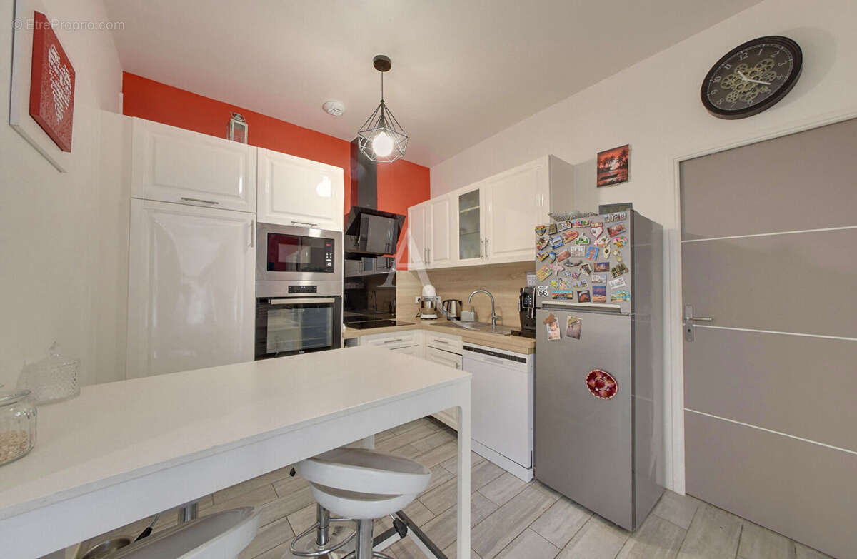 Maison à OZOIR-LA-FERRIERE