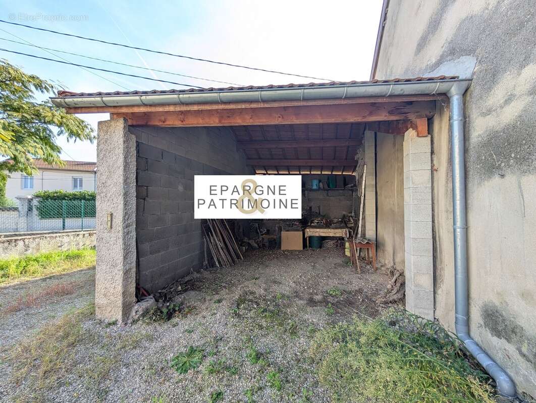 n°5 - Maison à LA VERPILLIERE