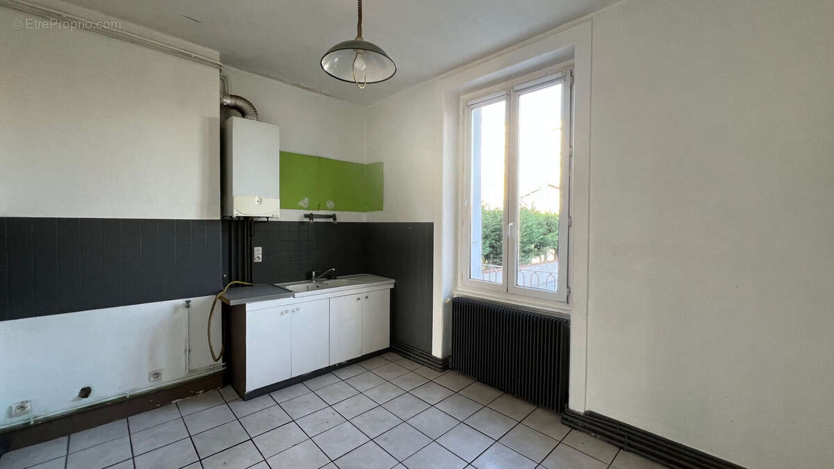 Appartement à SAINT-ETIENNE