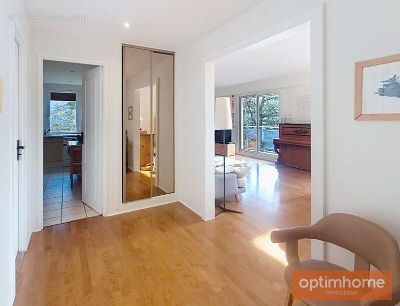 Appartement à GARCHES