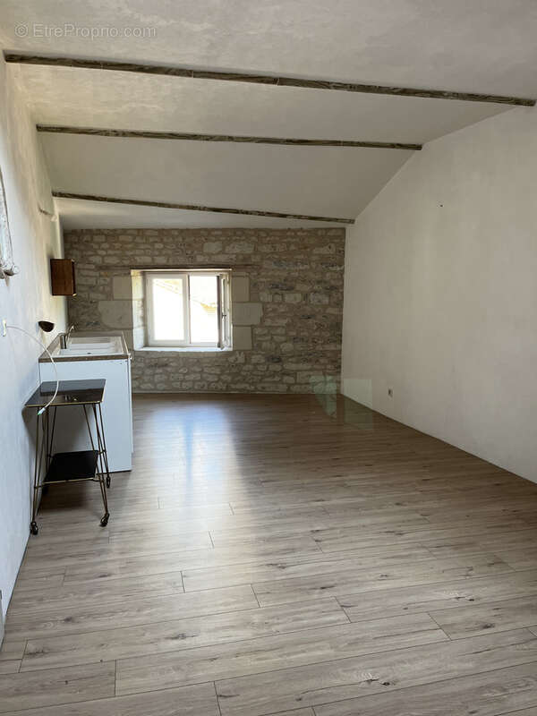 Maison à MIREBEAU