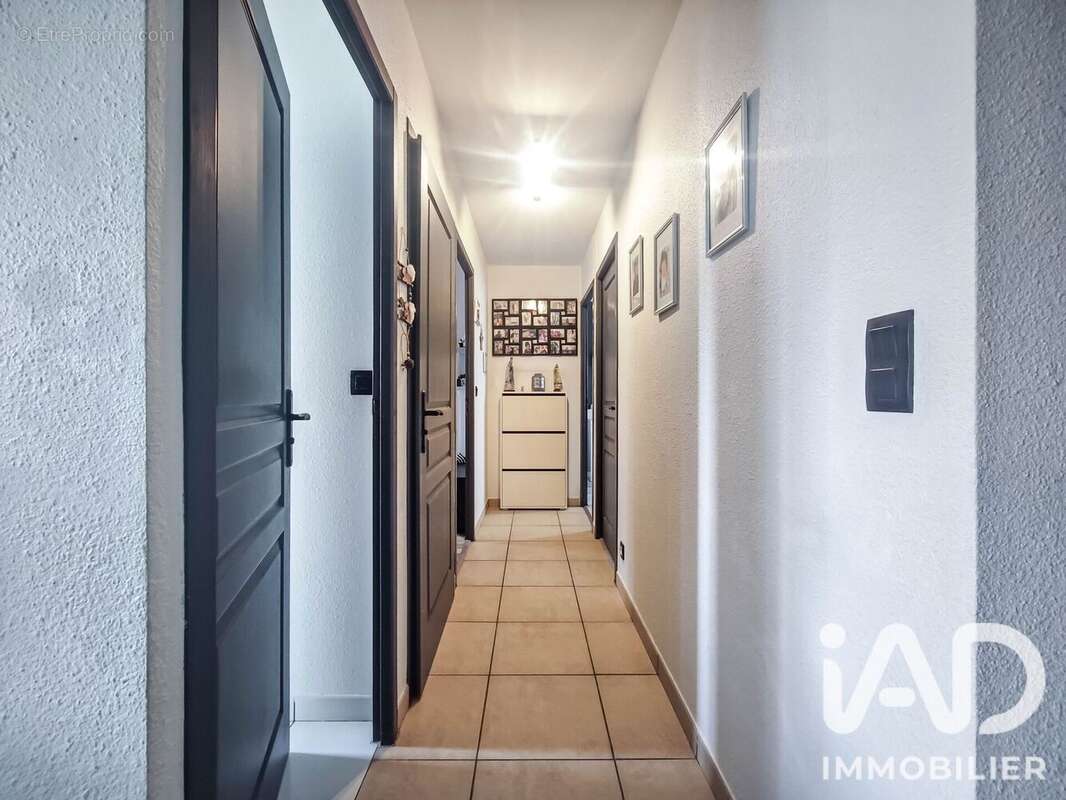 Maison 89 m² à Aiguillon  - photo 8