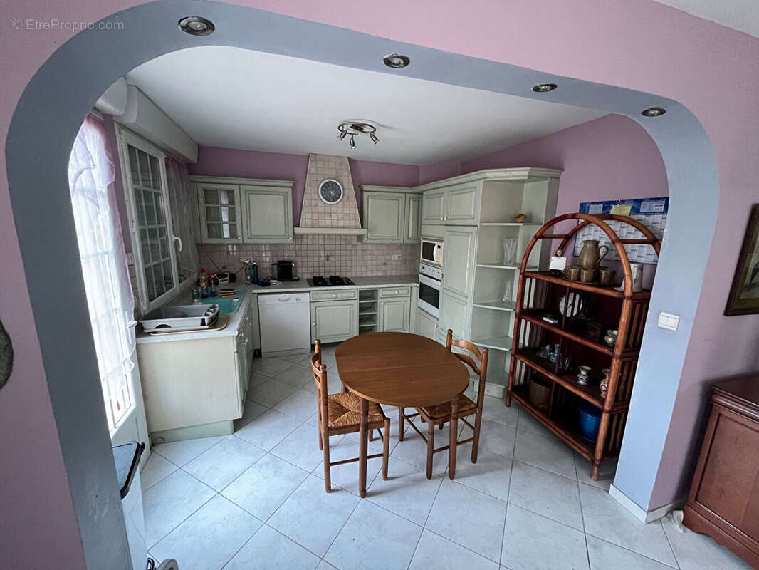 Maison à LEVIS-SAINT-NOM