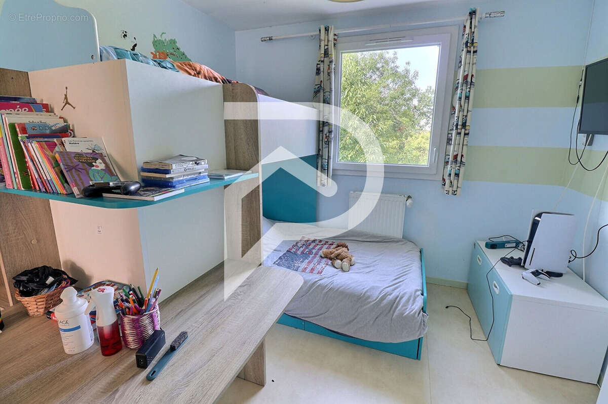 Maison à MERY-SUR-OISE