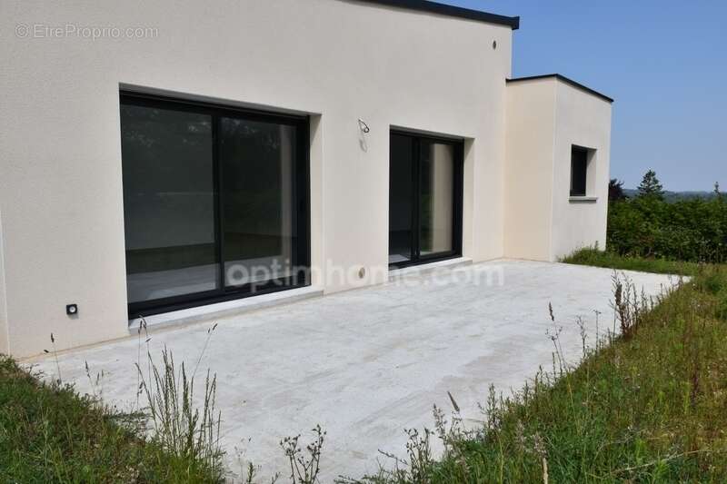 Maison à SAINT-MARCEL