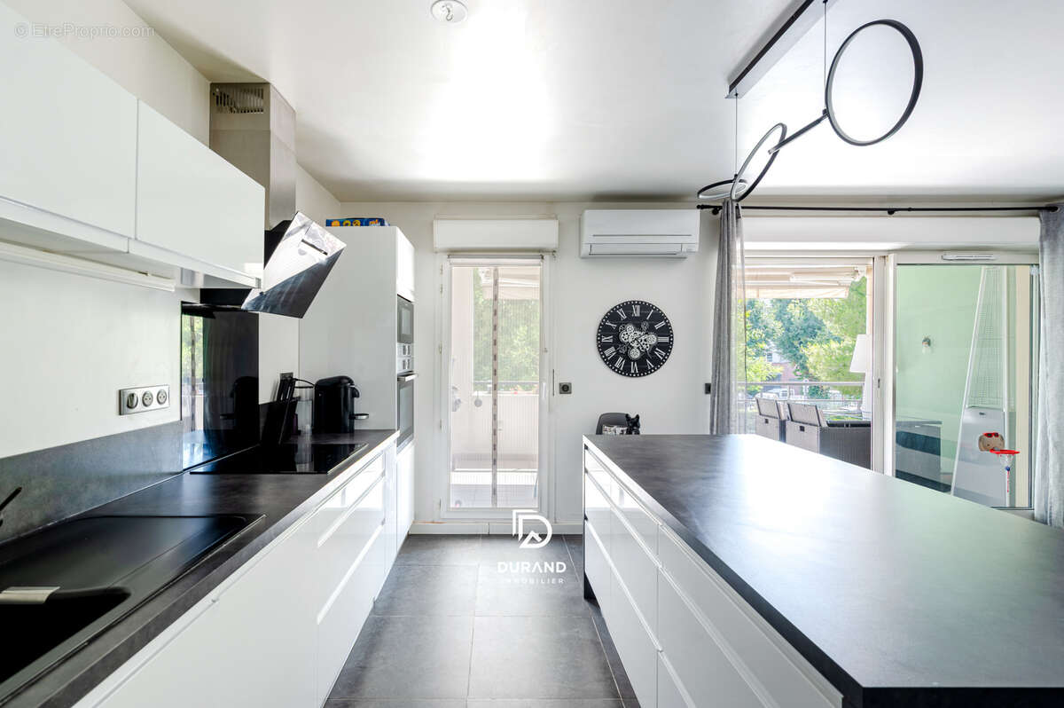 Appartement à MARSEILLE-9E