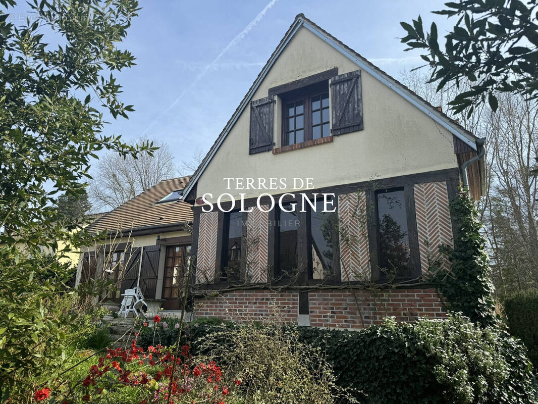 Maison à LAMOTTE-BEUVRON