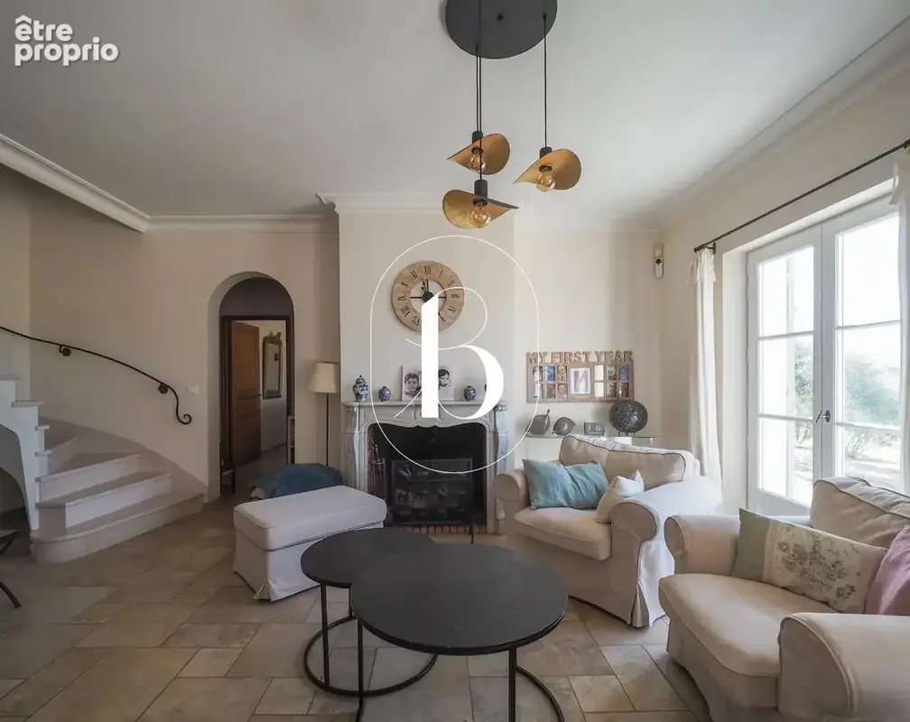 Une maison à découvrir dans un environnement privilégié - photo 5