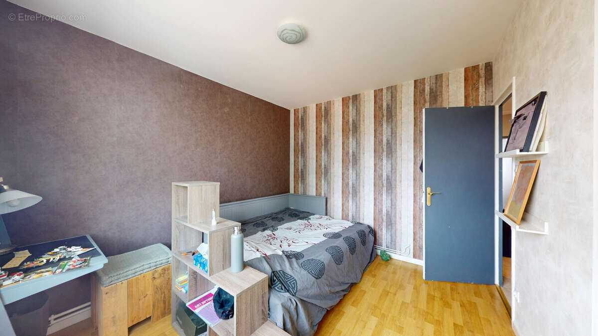 Maison 4 chambres avec jardin et garage - photo 11