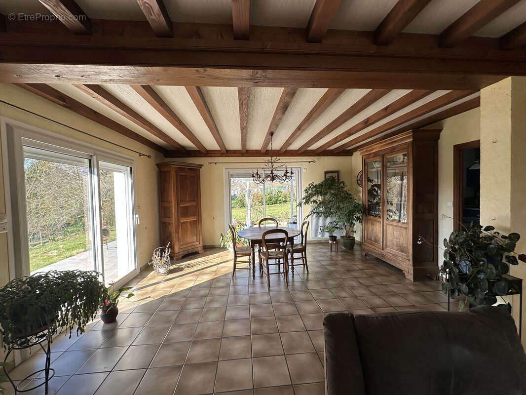 Maison à CHARMEIL