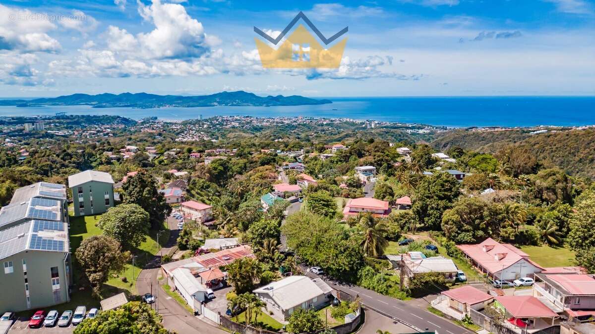 Maison à FORT-DE-FRANCE