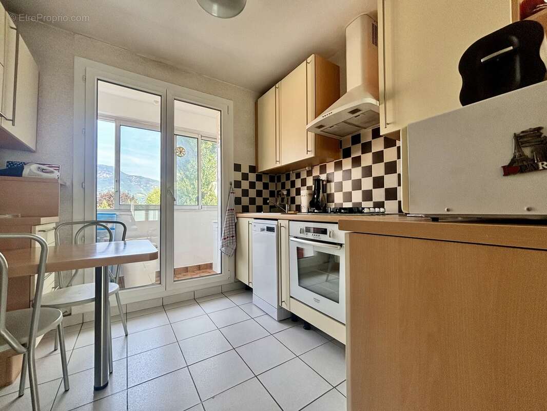 n°3 - Appartement à FONTAINE