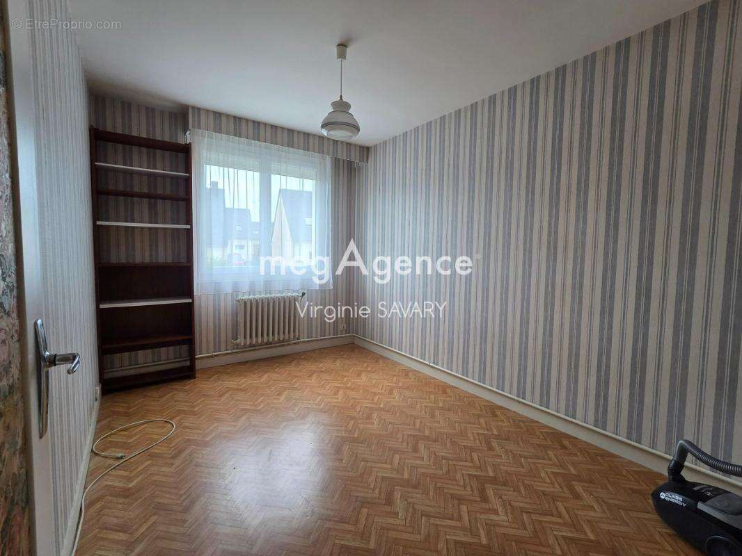 Maison avec 4 chambres et garage - photo 11