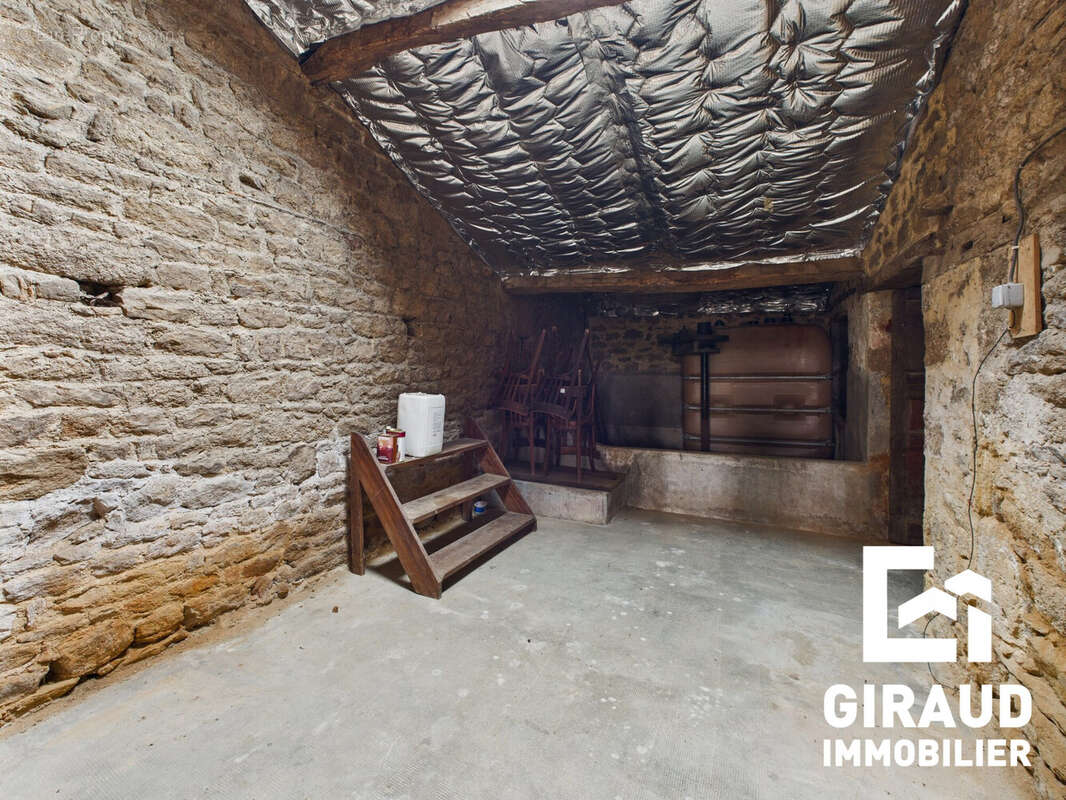 Maison à SAINT-CYR-DES-GATS