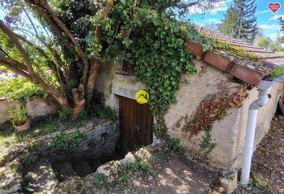 Maison à NEUILLY-EN-DUN