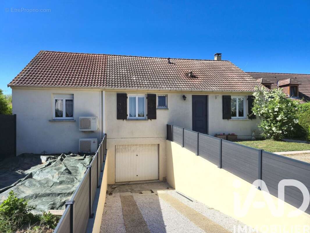 Photo 2 - Maison à VINNEUF