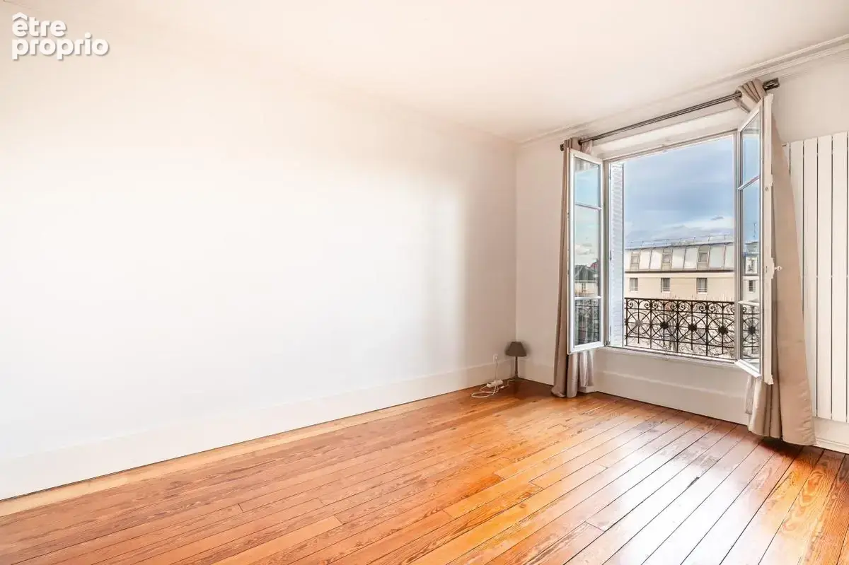 Versailles - place de la loi - maison de 238 m² au sol - 7 chambres - jardin - garage - photo 18