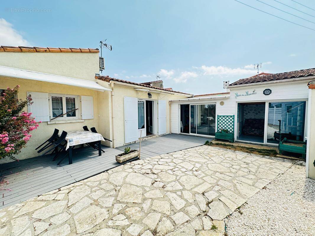 Maison à SAINT-GEORGES-DE-DIDONNE