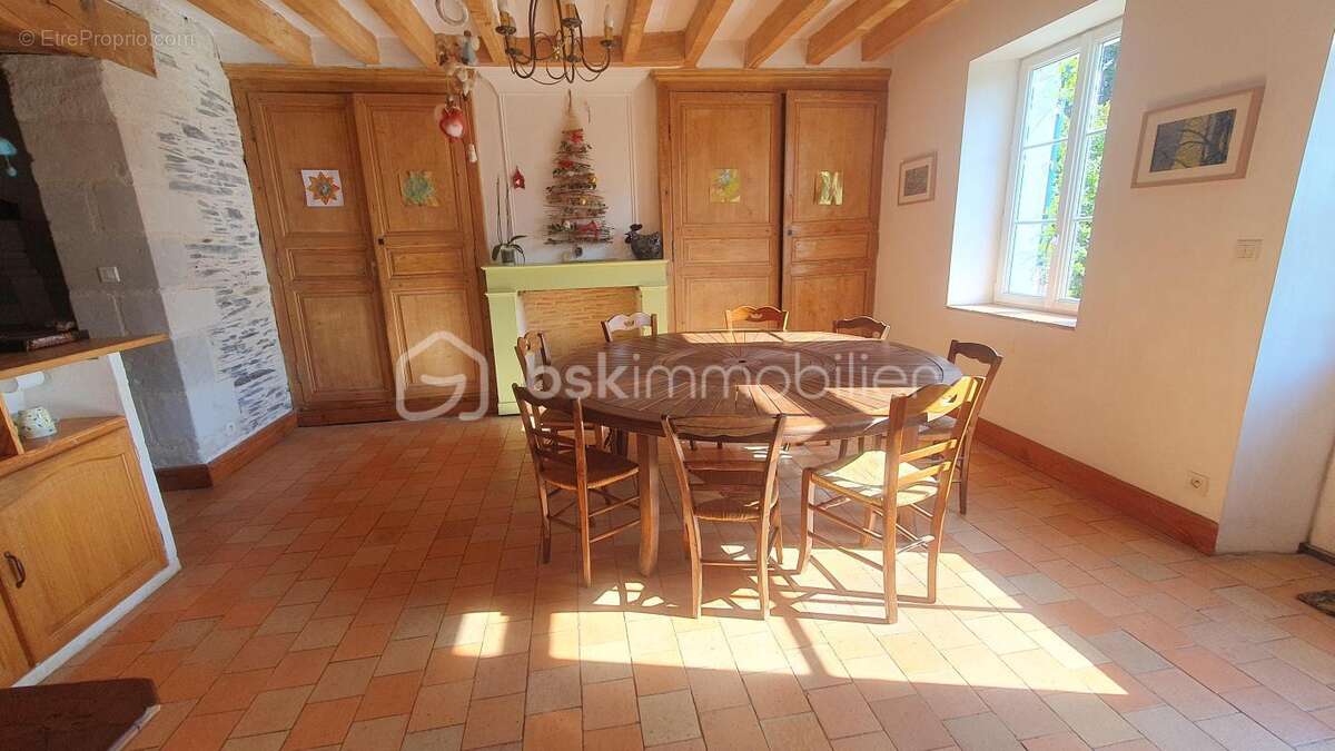 Longère de 300m² à la Bohalle - photo 3