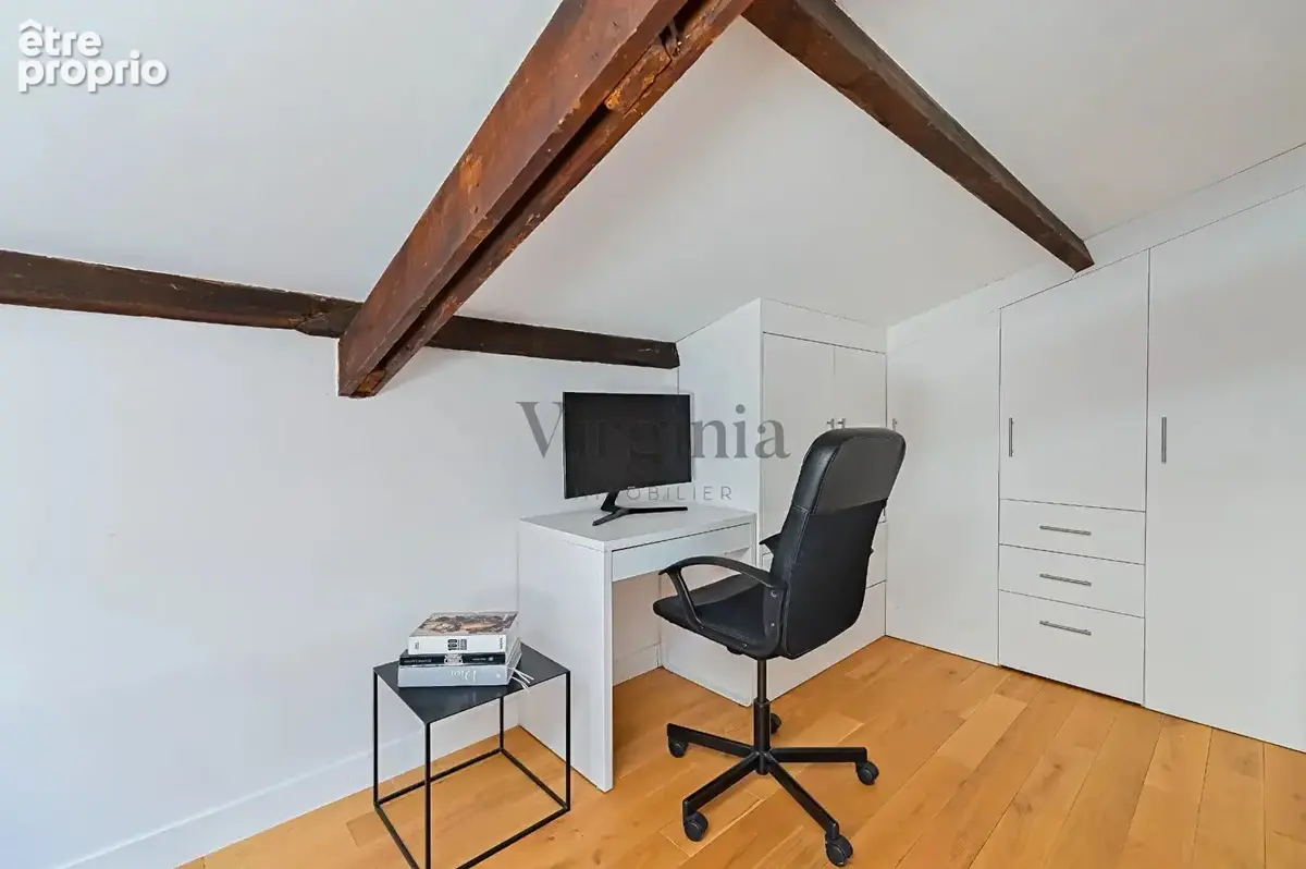 Maison de ville en duplex - Garage - 2 chambres - À deux pas du métro et du marché - photo 11