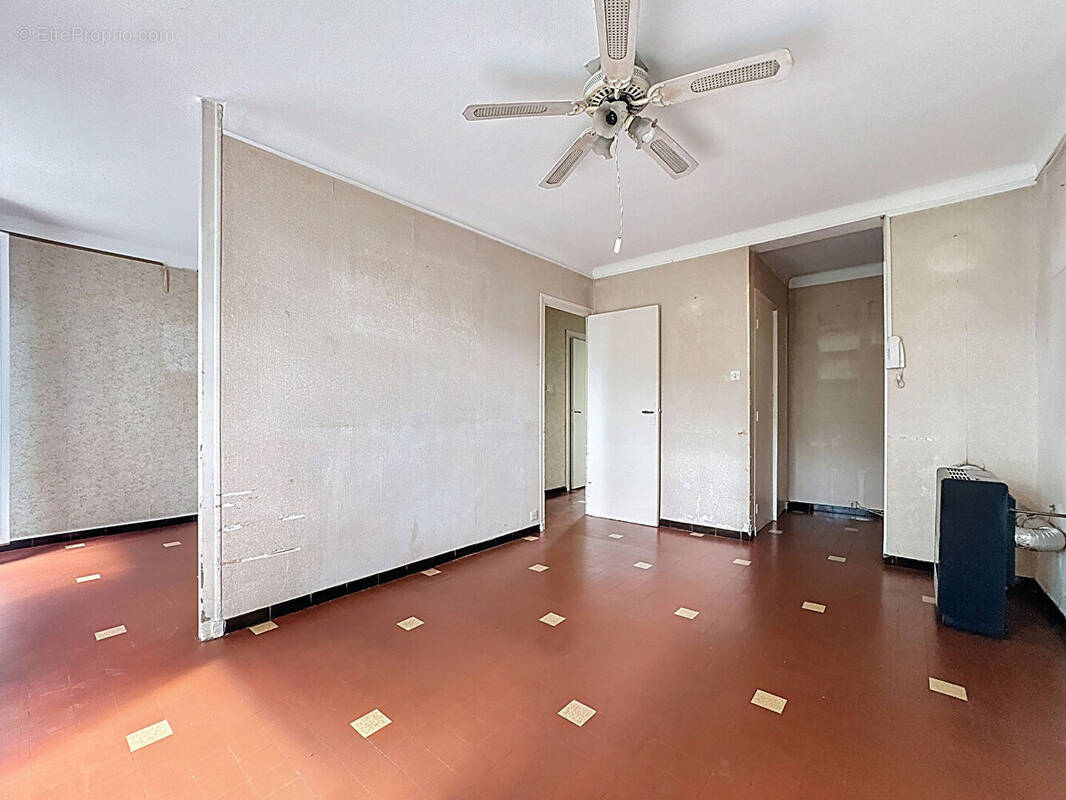 Appartement à MARSEILLE-14E