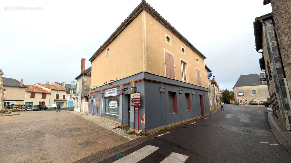 Autre à USSON-DU-POITOU