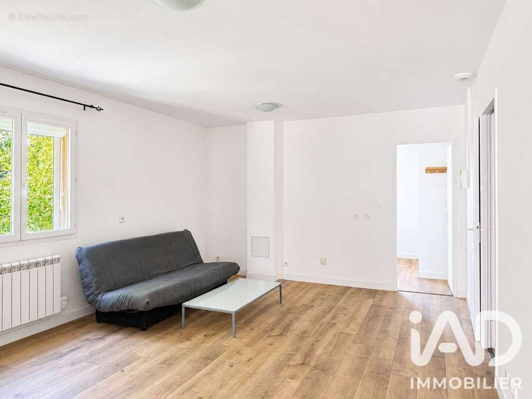 Photo 3 - Appartement à SAINT-GENIS-LAVAL