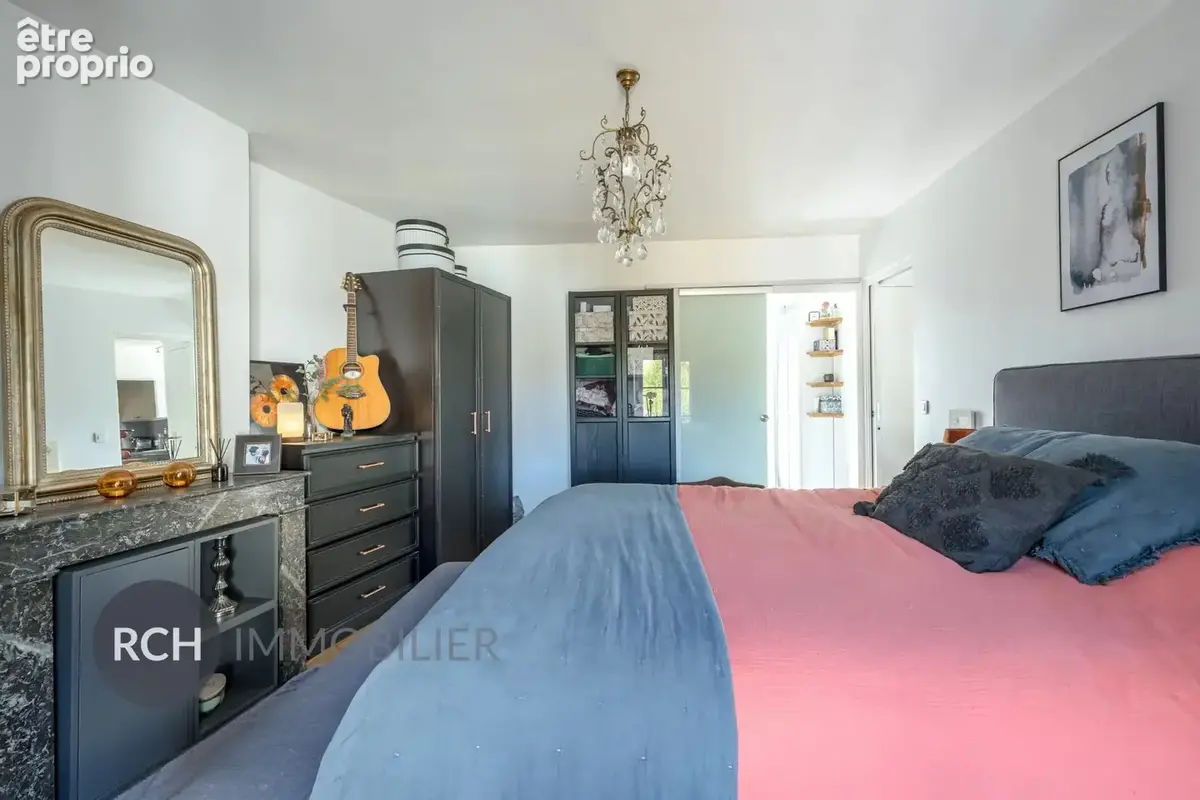 Exclusivité - Forêt de Rambouillet - Maison ancienne avec joli jardin clos de mur - photo 13