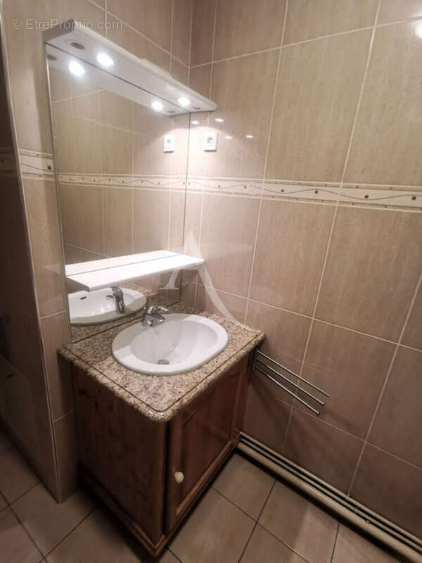 Appartement à LE BOURGET