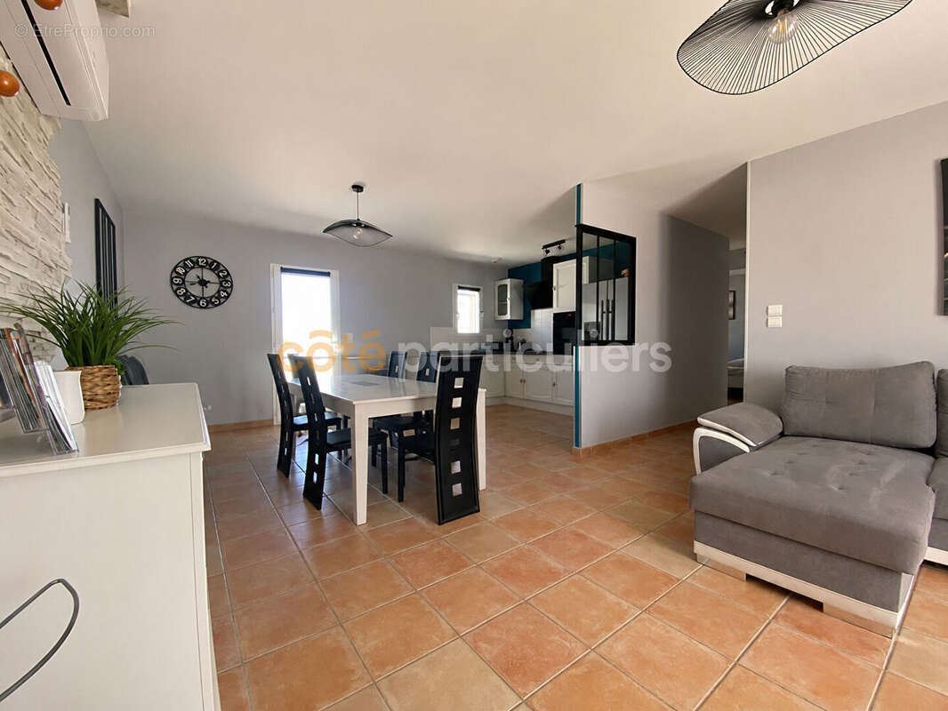 Maison de plain-pied 3 chambres à Saint-Michel-en-L'Herm - photo 2