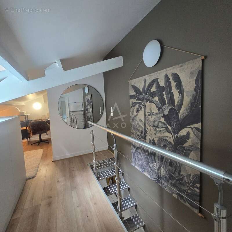 Appartement à PARIS-7E