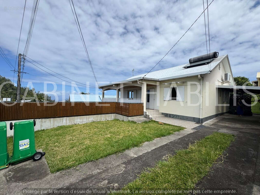 Maison à PETITE-ILE