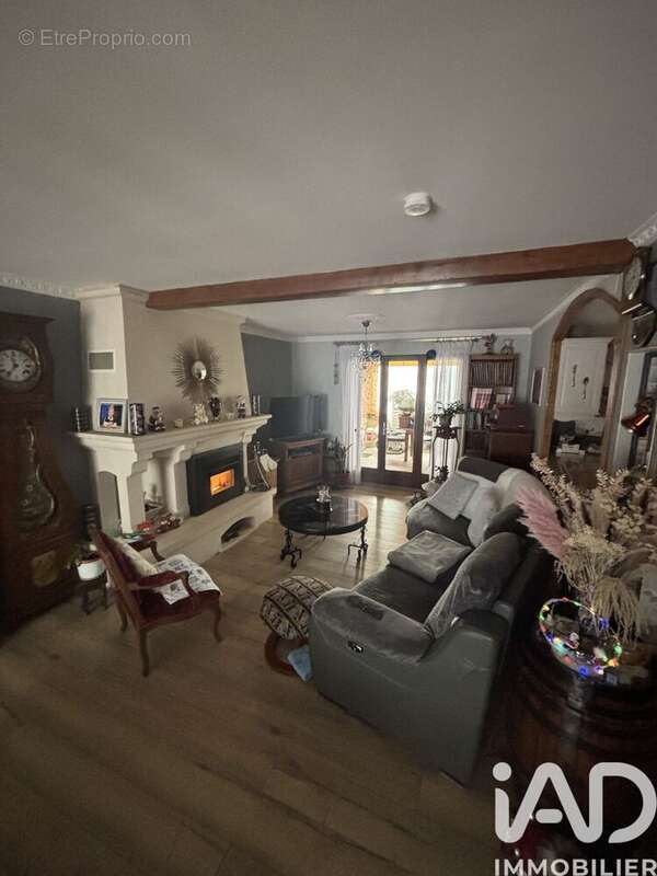Photo 5