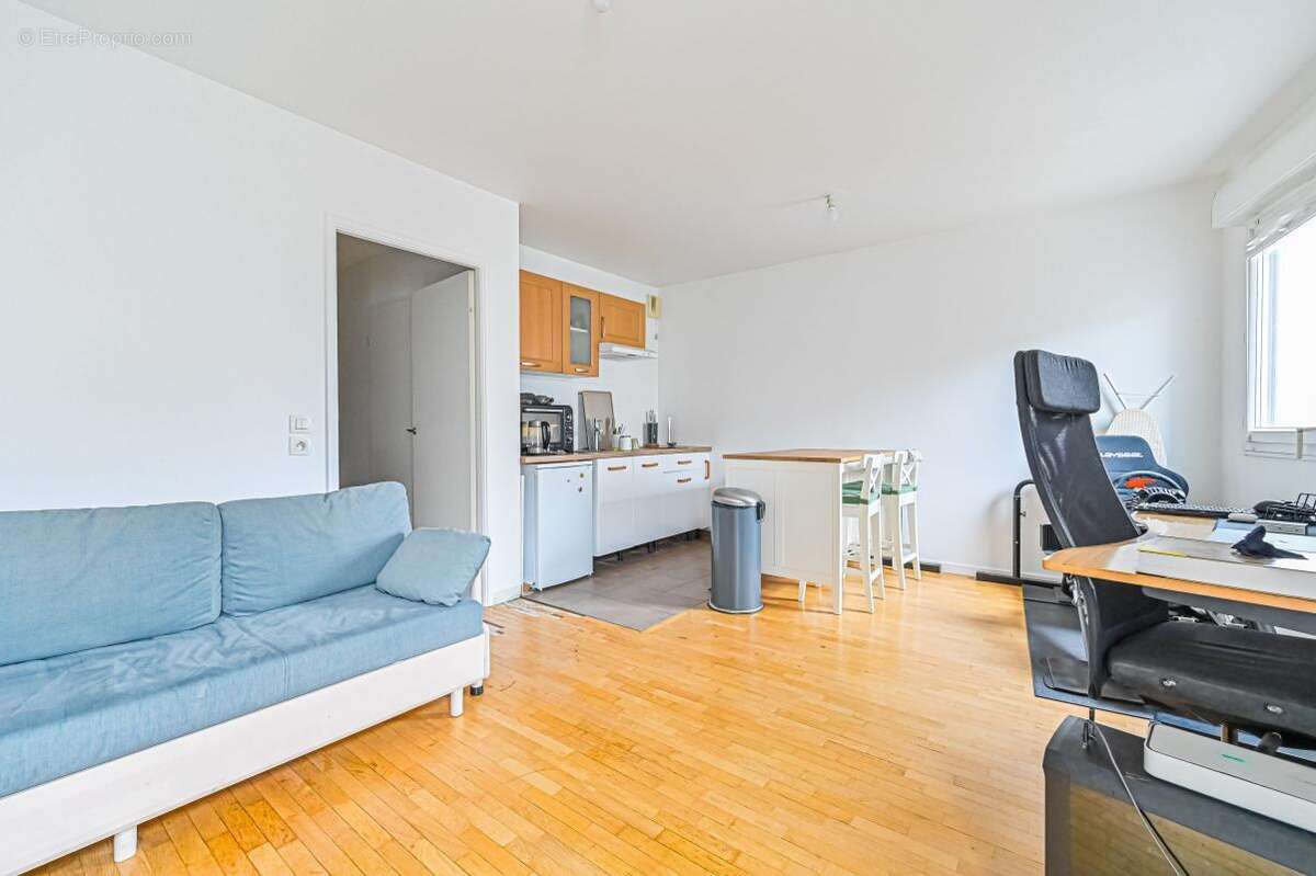 Appartement à LES LILAS