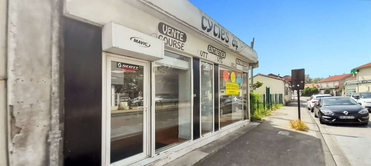 Autre à AVIGNON