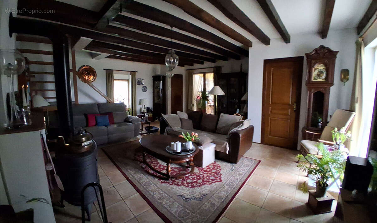 Maison à SAINT-GERMAIN-DU-BOIS