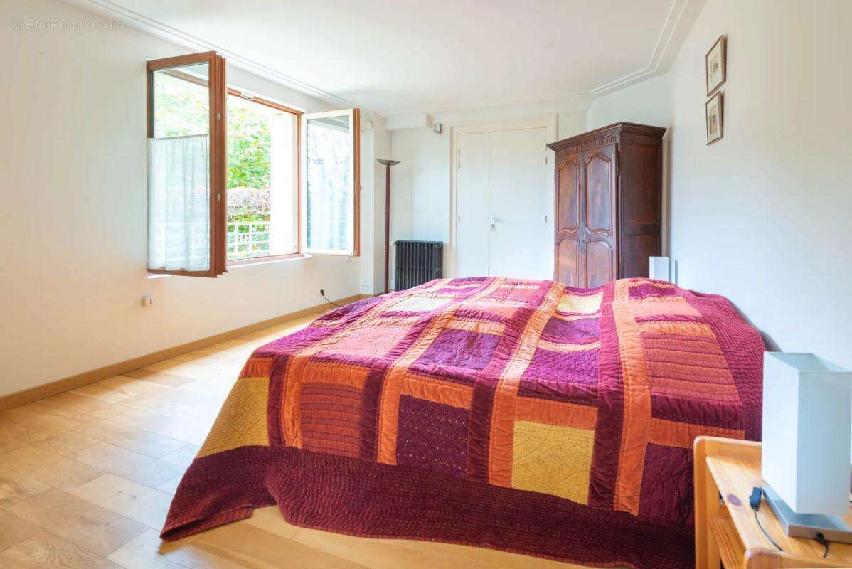 Maison à MARLY-LE-ROI