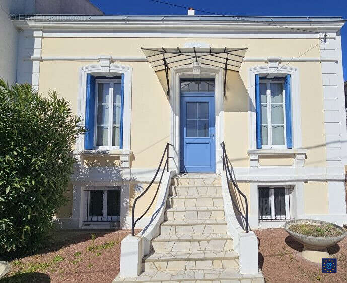 Maison à SAINT-GEORGES-DE-DIDONNE