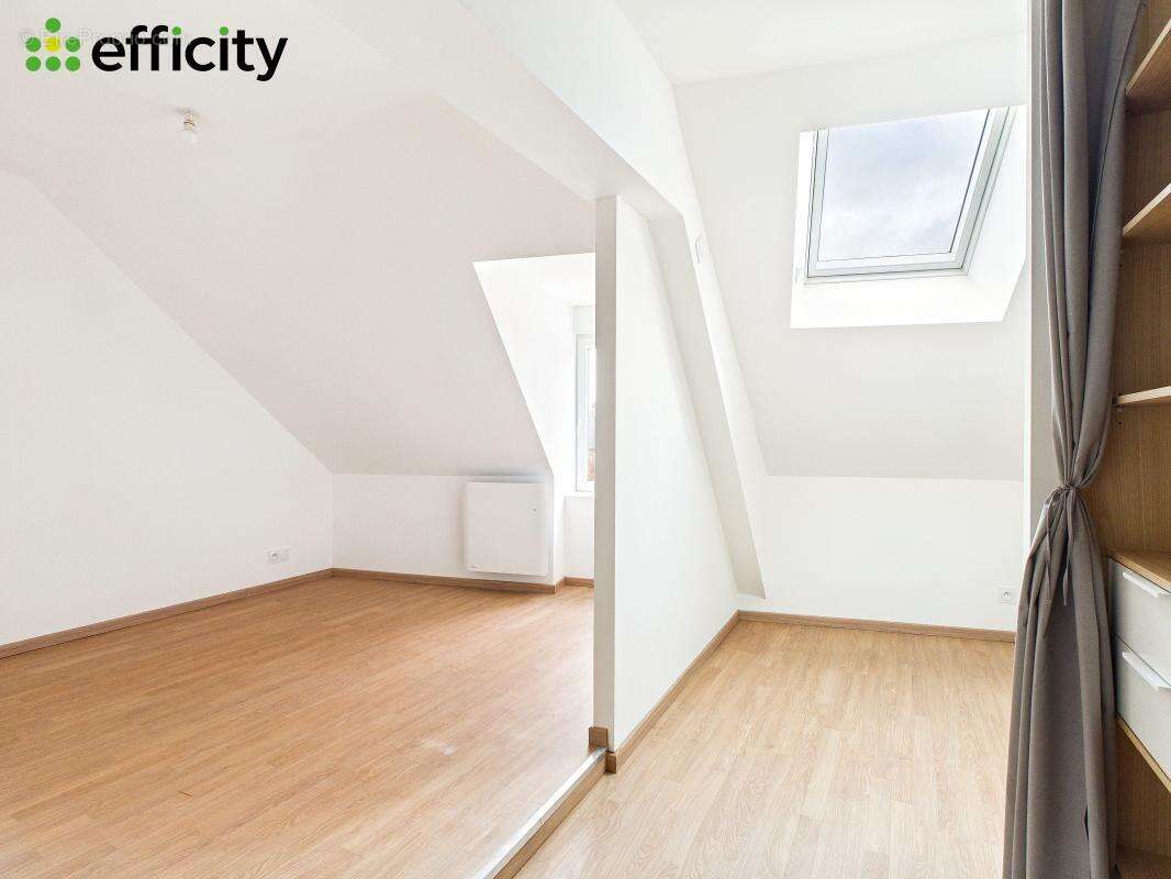 Maison 83 m² à Louvigne-Du-Desert  - photo 10