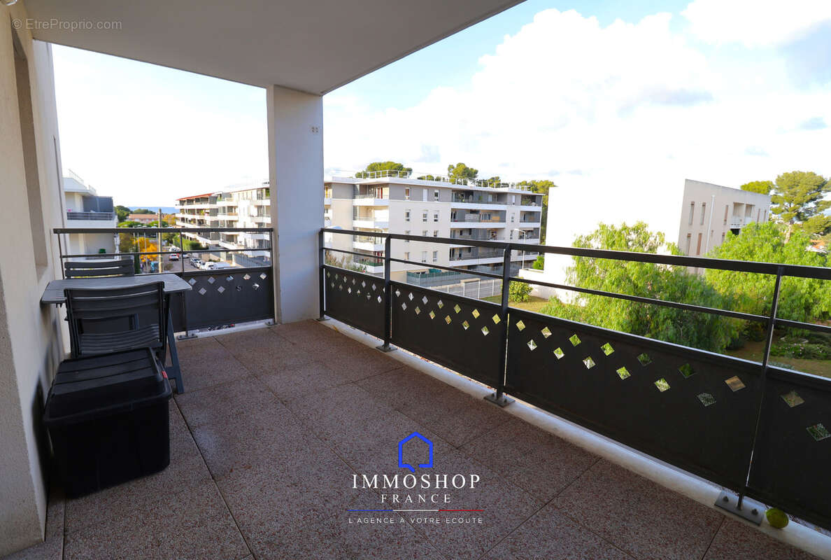 Appartement à MARSEILLE-9E