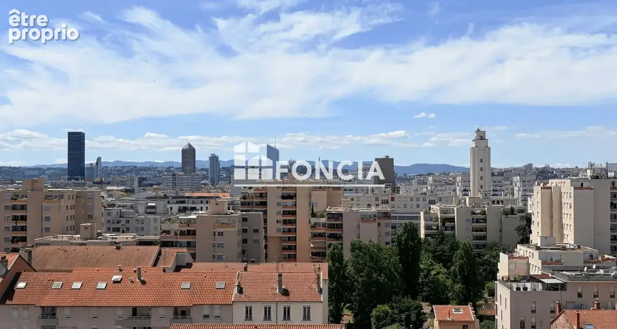 GRATTE CIEL- IMMEUBLE 2019- T4 avec Balcon terrasse - photo 2