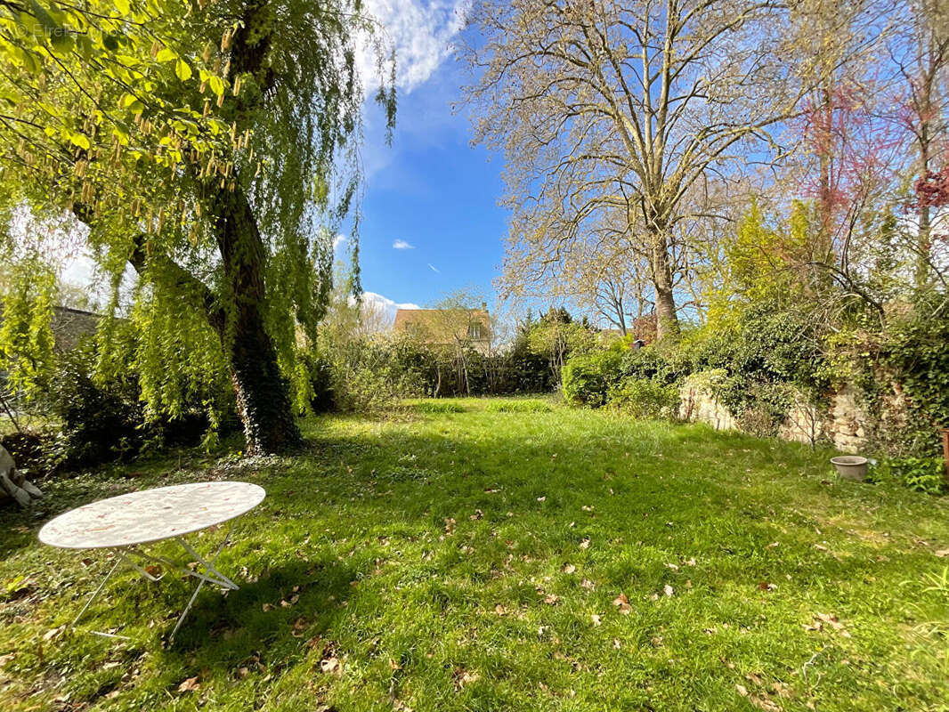Andrésy * exclusivité * charmante meulière  * beau jardin * rer a conflans fin d'oise * - photo 3