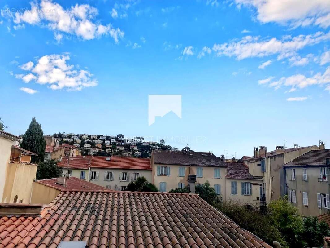 Appartement à HYERES