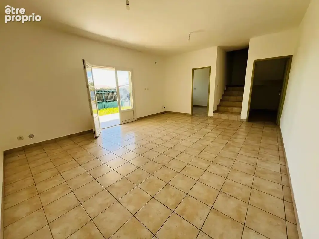 Maison 4 pièces 286 m² à vendre à Saint-Andre (97440) - photo 2