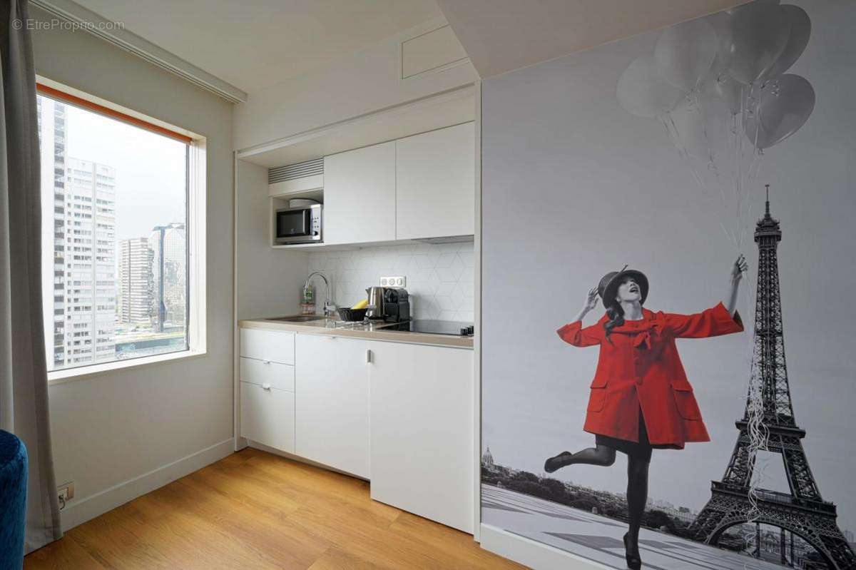 Appartement à PARIS-15E