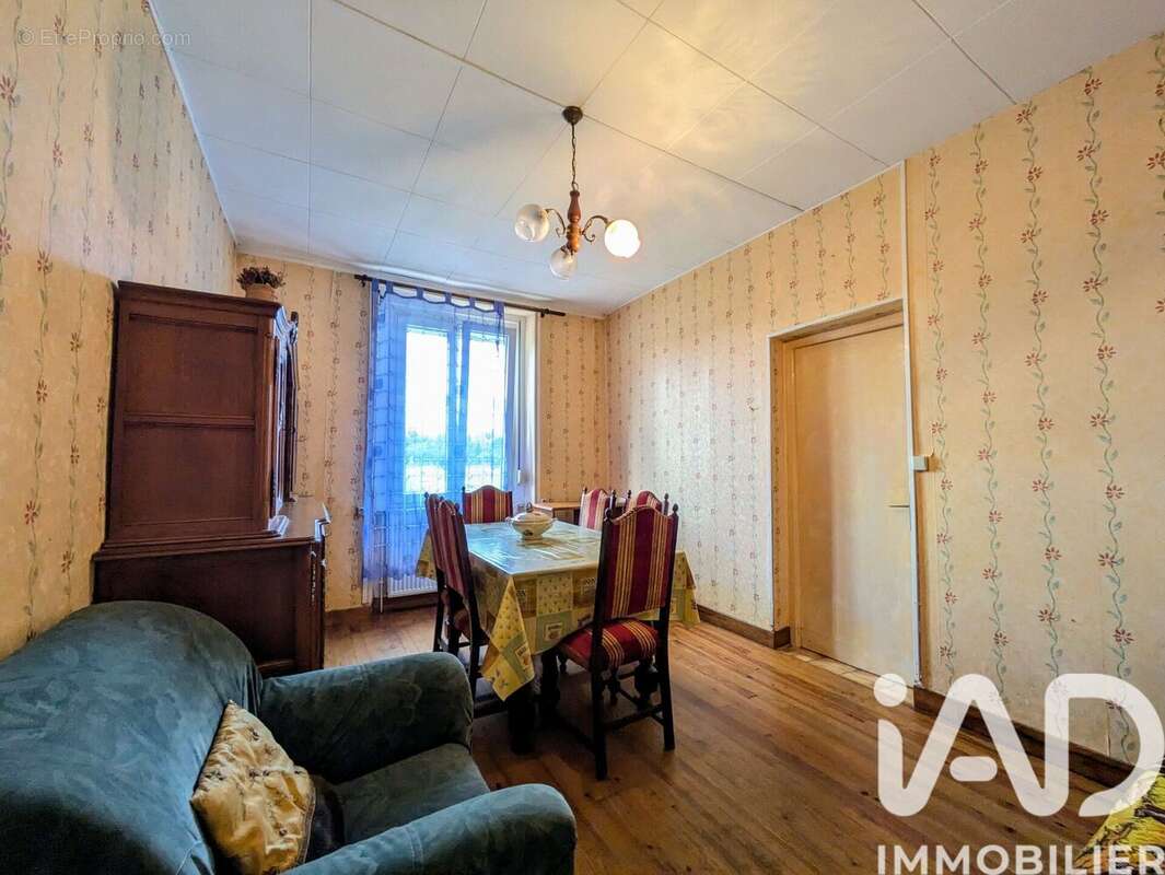 Photo 2 - Maison à GIVET