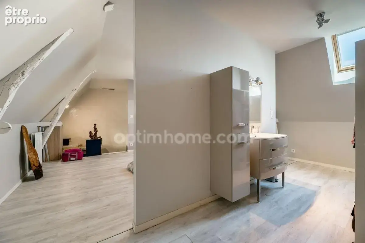 Maison en pierre 6 pièces sur la commune de MAYAC (24) - photo 12
